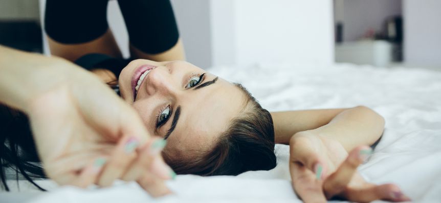 Szex előjáték nélkül – Mikor működik, és mikor árt? | Szexaruhaz.hu online szexshop
